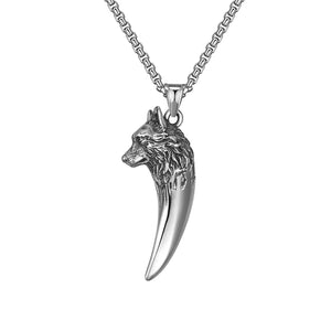 '' Never give up '' Wolf Necklace